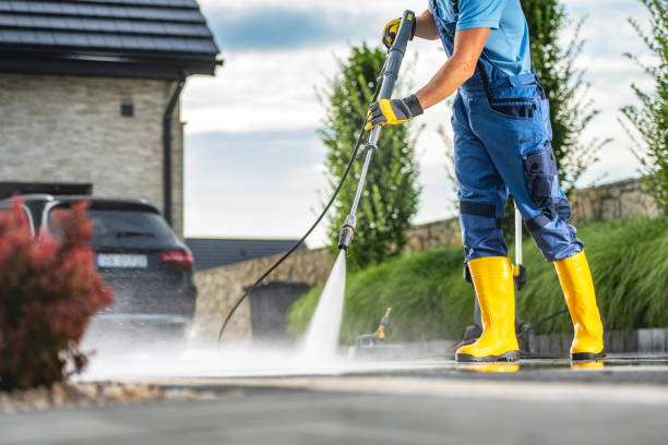 Best Fleet & Vehicle Pressure Washing in Clear Lake, WI